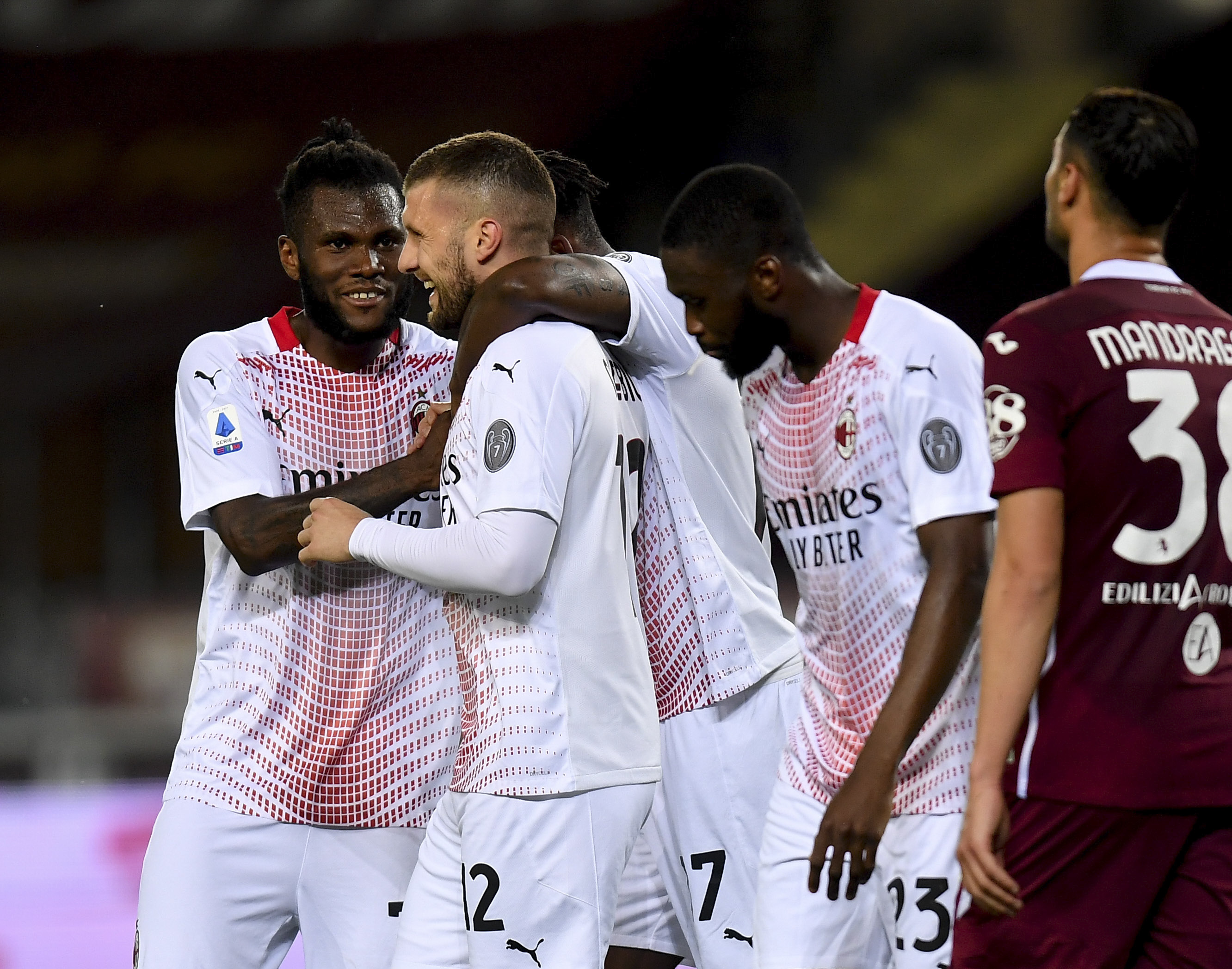 FB体育-罗马客场力克对手，向前迈进